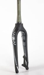 Fourche WAW Carbone Ultimate 20'' Disc Pattes Verticales WAW Cadres et Fourches