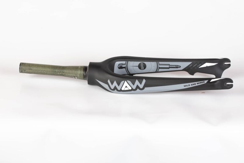 Fourche WAW Carbone Ultimate 20'' Disc Pattes Verticales WAW Cadres et Fourches