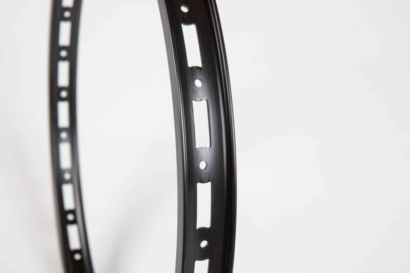 Jante avant Light 20'' 28H WAW Roues