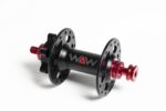 Moyeu avant WAW 28H Disque + Axe Traversant WAW Roues
