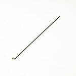 Barre métallique noire sur fond blanc.