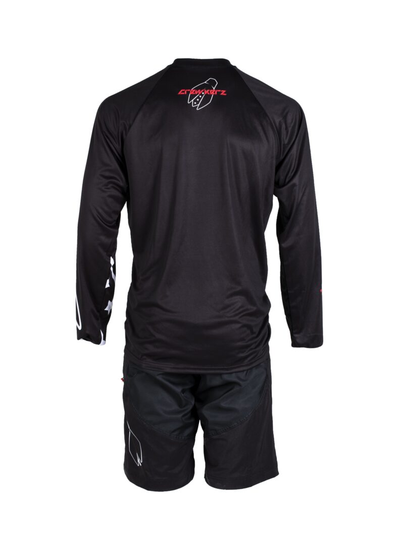 Ensemble manches longues noir vu de dos.