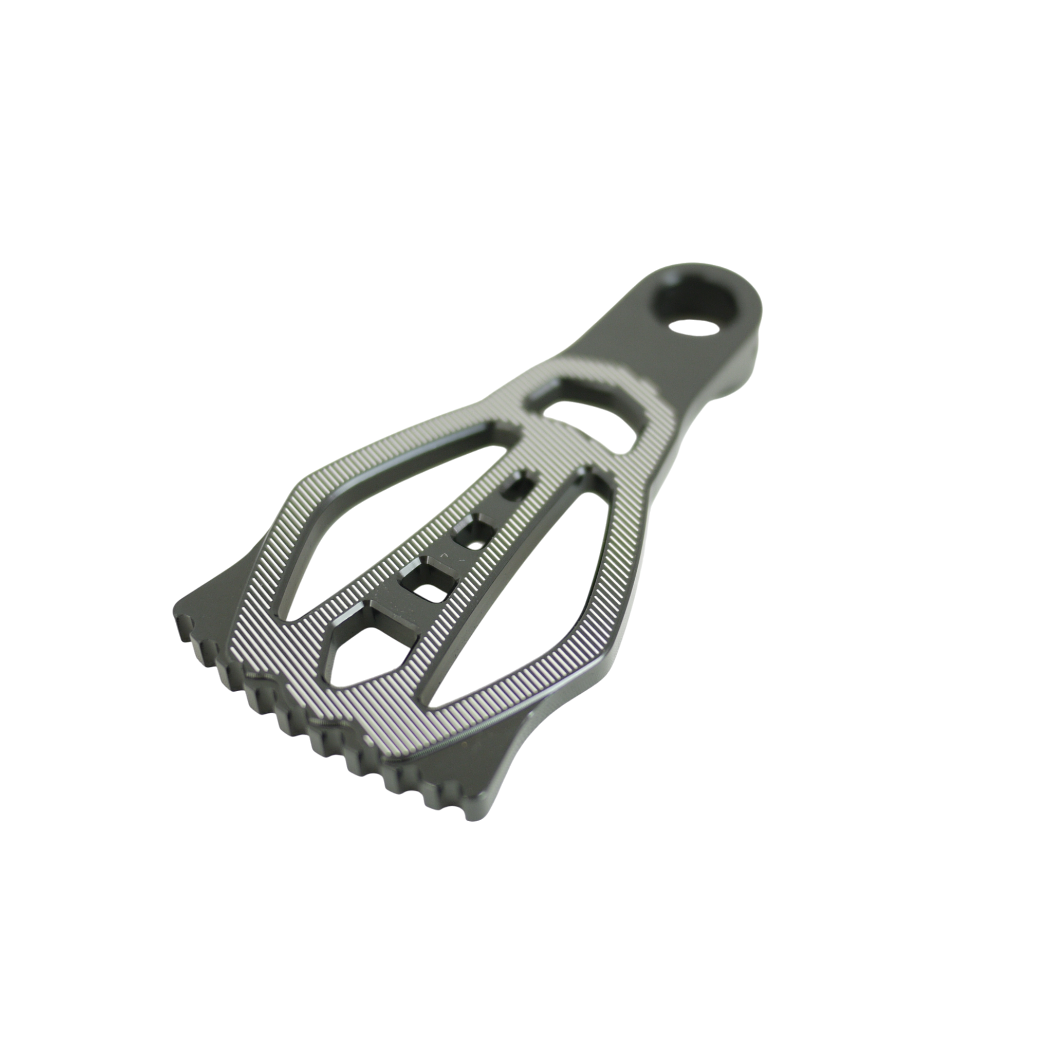 protection de disque pour moyeu waw ultimate Grattoir métallique avec motifs géométriques, fond noir.