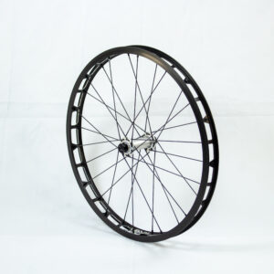 roue avant waw ultimate noire & silver 20" hs33