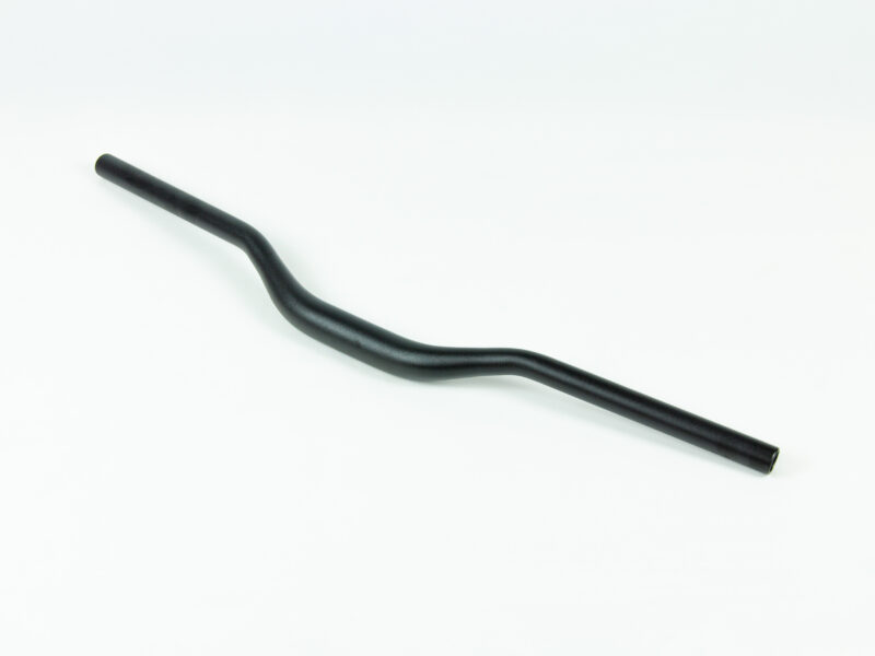 Guidon noir de vélo isolé.