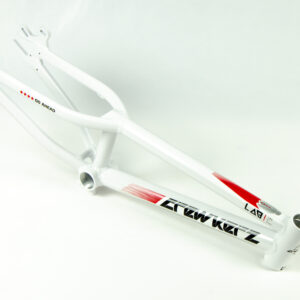 Cadre de vélo blanc avec motifs rouges.