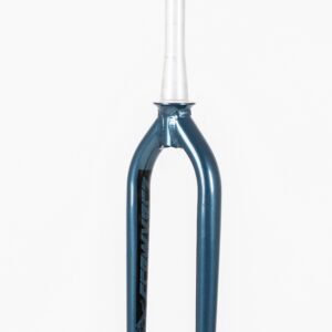 Fourche de vélo bleue en métal.