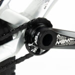 Détails du pédalier d'un vélo.