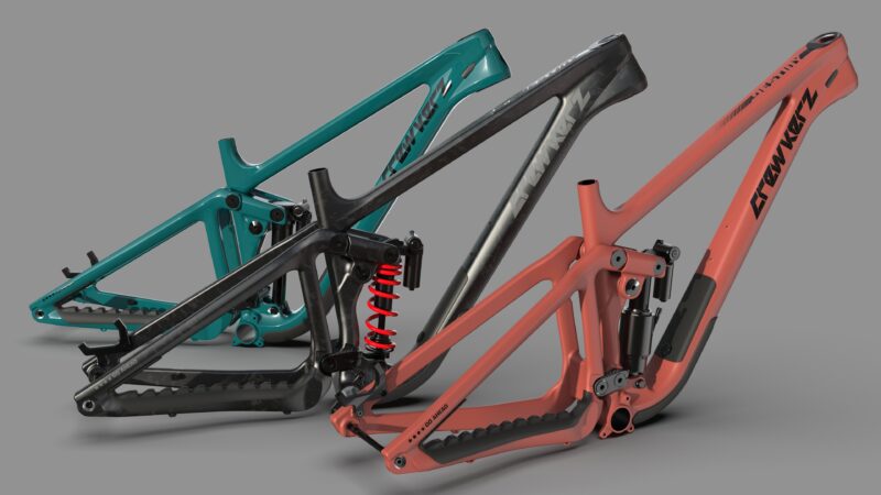 Cadres de vélos de montagne colorés.