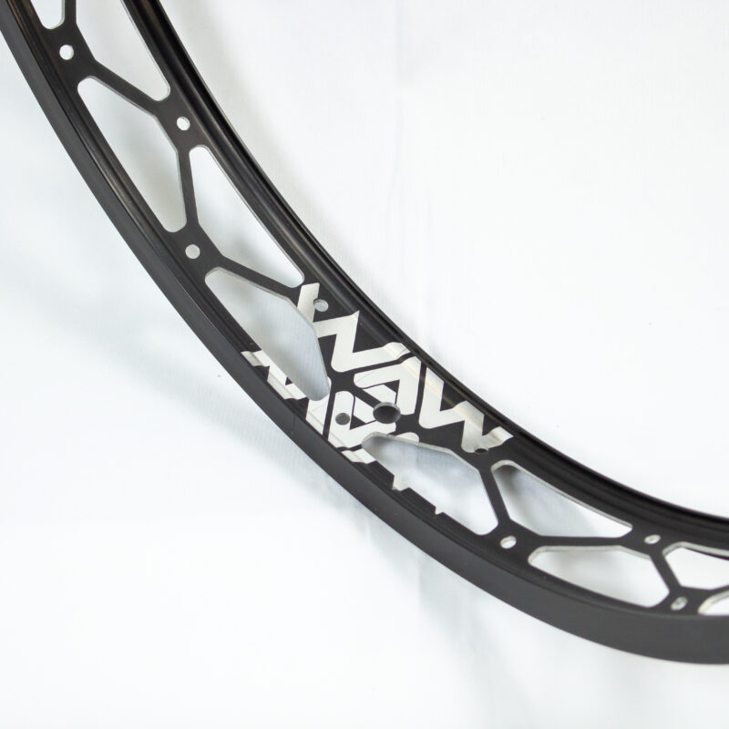 jante waw ultimate 19" 47 mm 32h noire