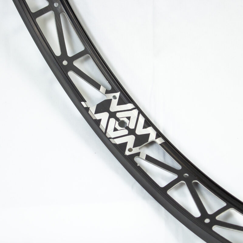 jante waw ultimate 26" 47 mm 32h noire